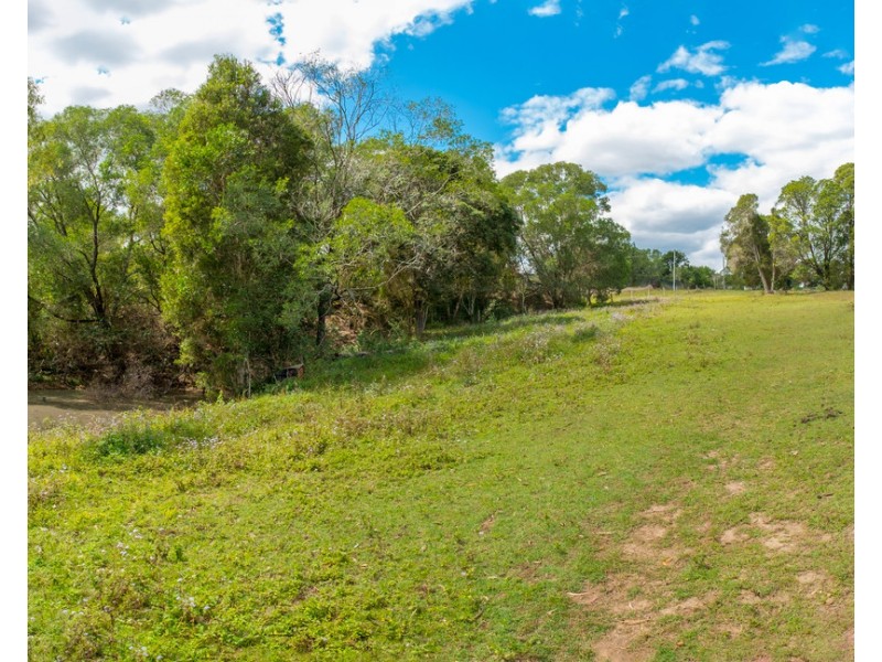19 Fritz Road, Chatsworth QLD 4570