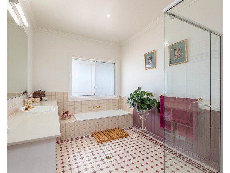 1116 Cedar Pocket Road, Cedar Pocket QLD 4570