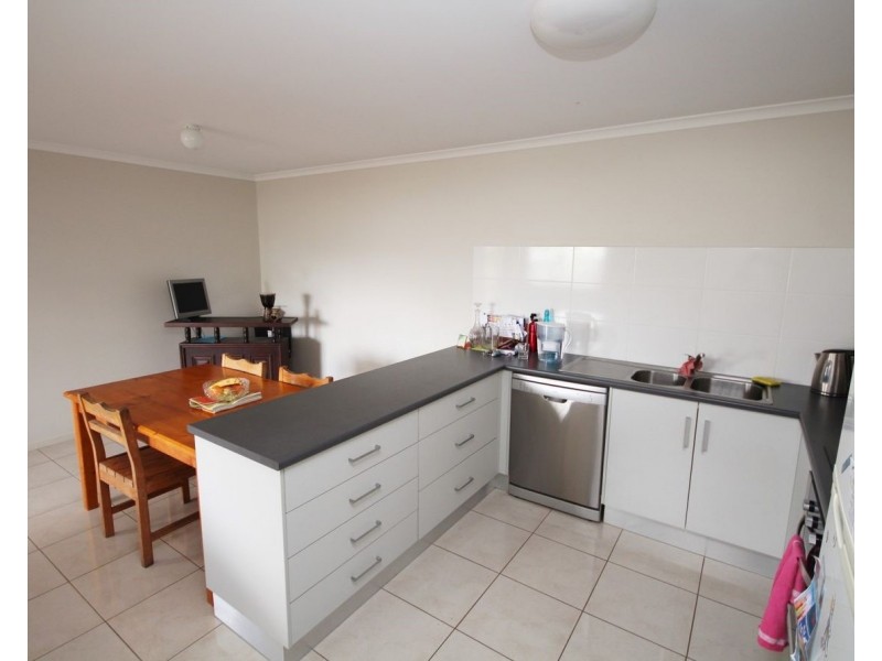 Unit 1 and 2/3 Riverview Court, Monkland QLD 4570