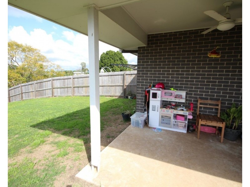 Unit 1 and 2/3 Riverview Court, Monkland QLD 4570