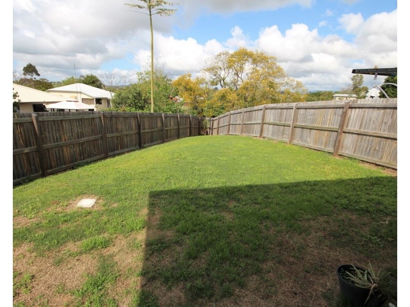 Unit 1 and 2/3 Riverview Court, Monkland QLD 4570