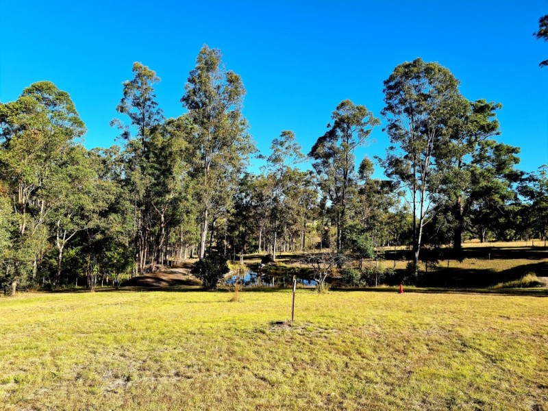 18 Baroona Court, Tamaree QLD 4570