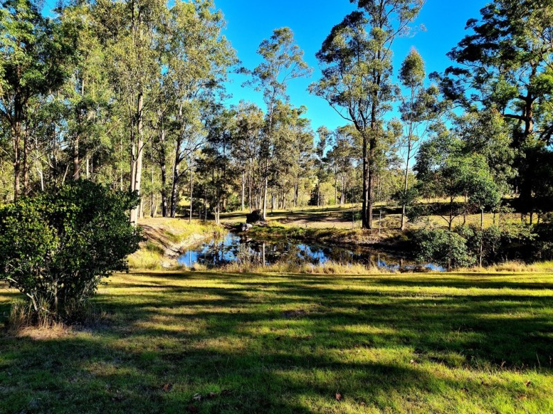 18 Baroona Court, Tamaree QLD 4570