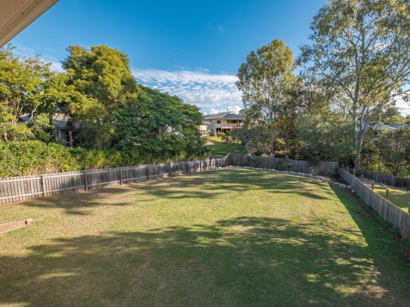 15 Rocklea Drive, Southside QLD 4570