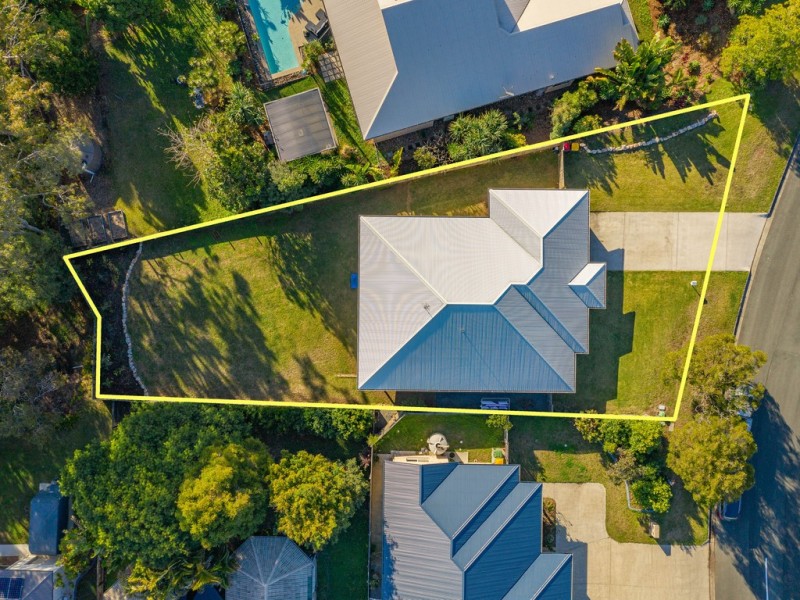 15 Rocklea Drive, Southside QLD 4570