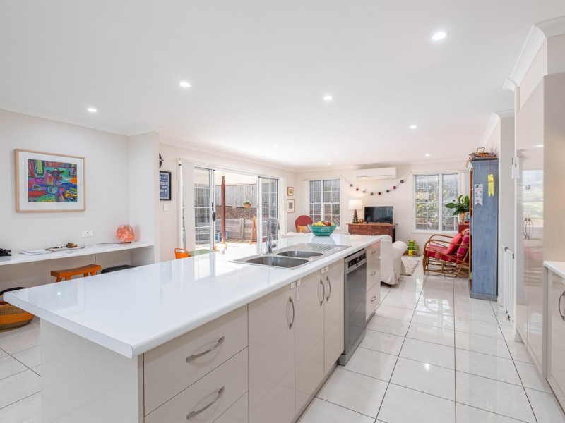 1/7 Trafalgar Court, Southside QLD 4570