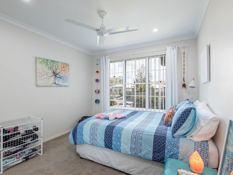 1/7 Trafalgar Court, Southside QLD 4570