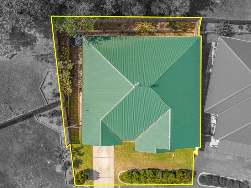 1/7 Trafalgar Court, Southside QLD 4570