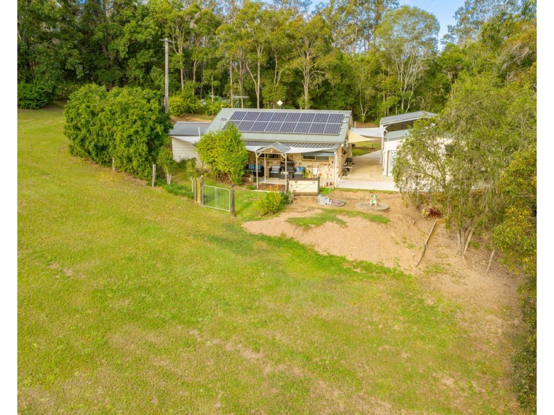 3 Grecian Bends Road, Greens Creek QLD 4570