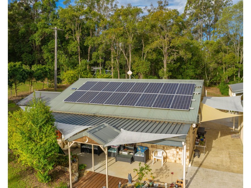 3 Grecian Bends Road, Greens Creek QLD 4570
