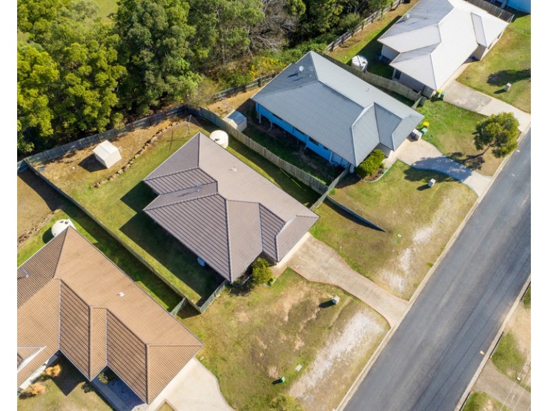 23 Barton Road, Victory Heights QLD 4570
