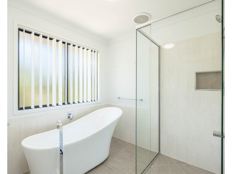 112a Stumm Road, Southside QLD 4570