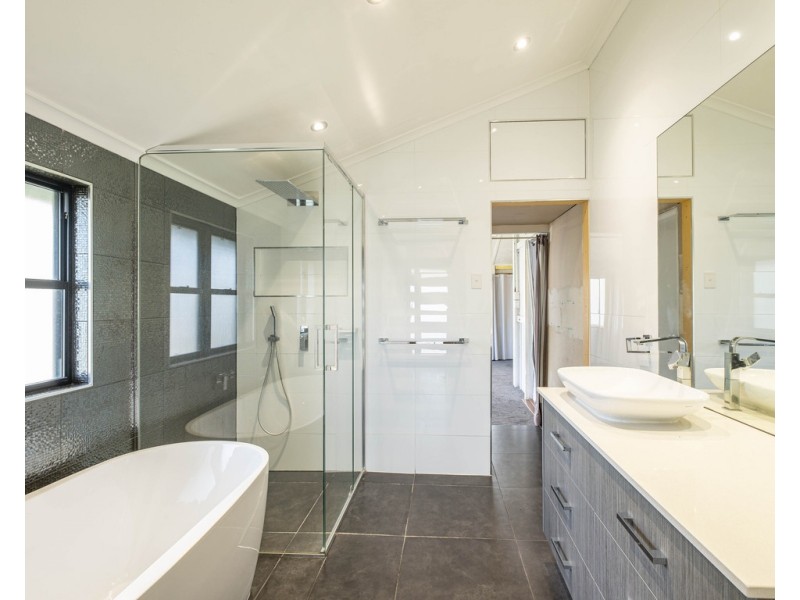 2 Parsons Road, Gympie QLD 4570