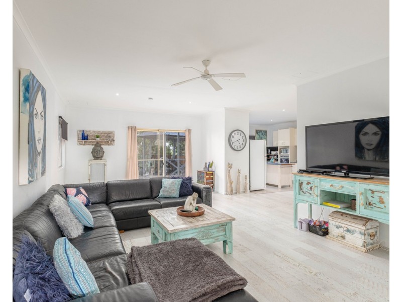 17 Elsom Court, Curra QLD 4570