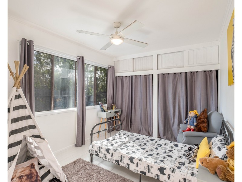 17 Elsom Court, Curra QLD 4570