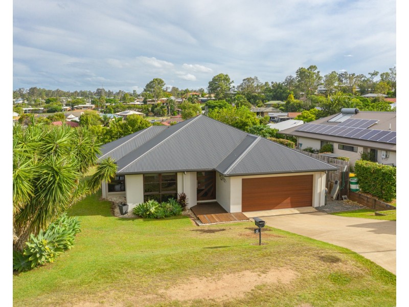 3 Parkview Close, Southside QLD 4570