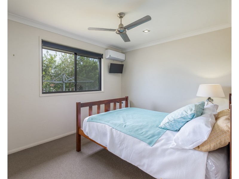 3 Parkview Close, Southside QLD 4570