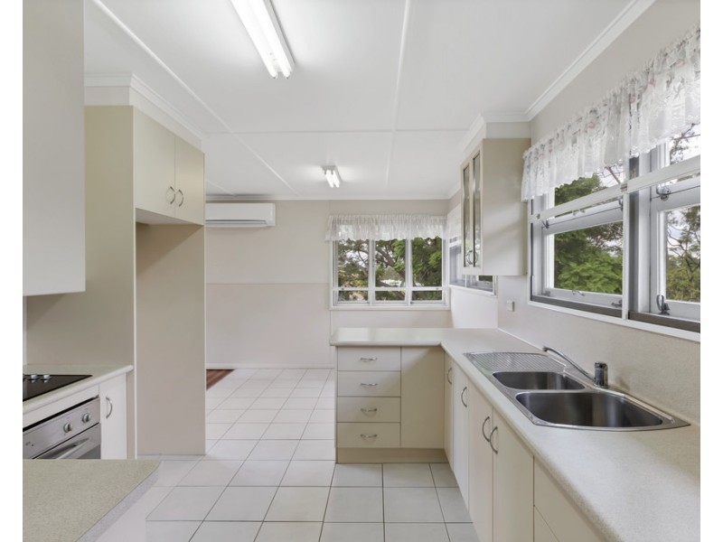 44 Bath Terrace, Gympie QLD 4570