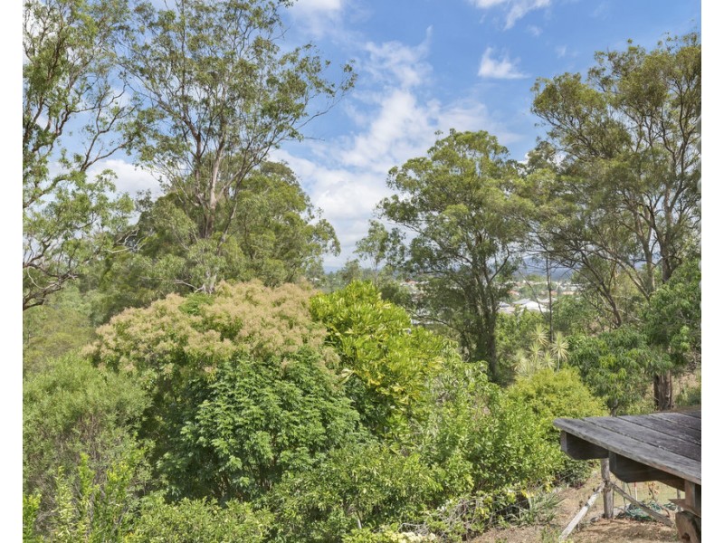 44 Bath Terrace, Gympie QLD 4570