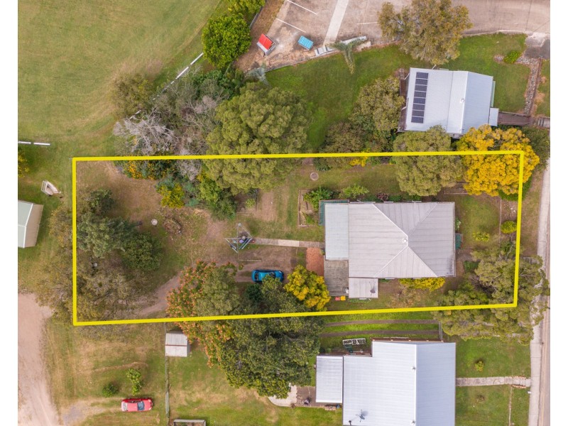 60 Crescent Road, Gympie QLD 4570