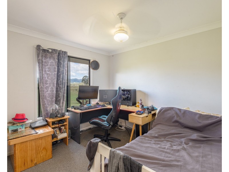 105 Barrett Road, Widgee QLD 4570