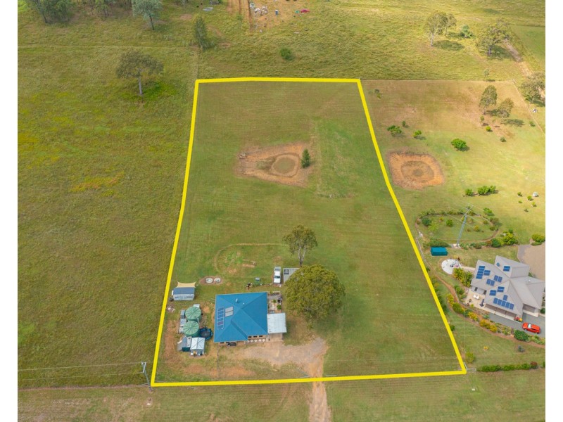 105 Barrett Road, Widgee QLD 4570