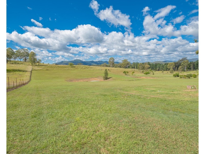 105 Barrett Road, Widgee QLD 4570