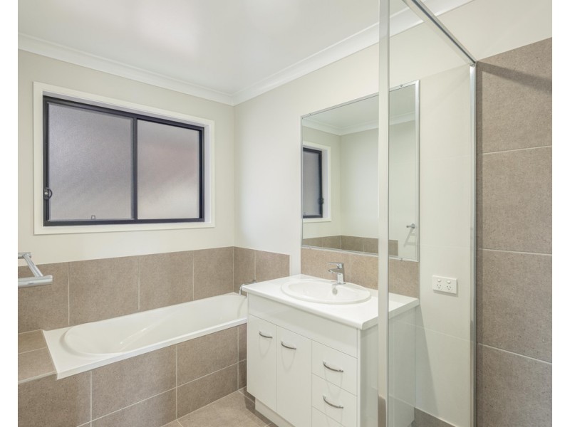 24 Eucalyptus Avenue, Southside QLD 4570