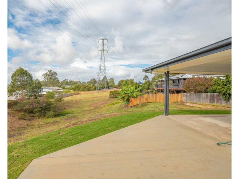 24 Eucalyptus Avenue, Southside QLD 4570