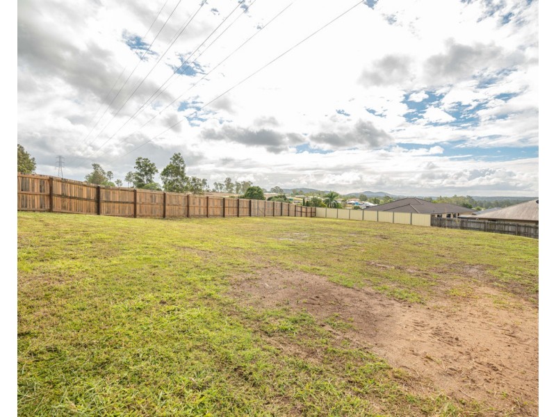 24 Eucalyptus Avenue, Southside QLD 4570