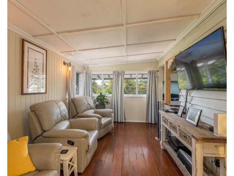 10 Webster Road, Goomboorian QLD 4570