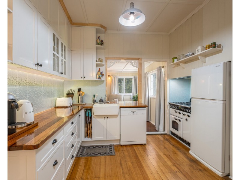 10 Webster Road, Goomboorian QLD 4570