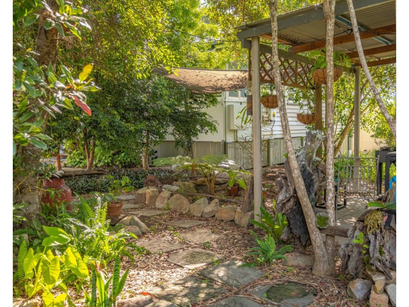10 Webster Road, Goomboorian QLD 4570