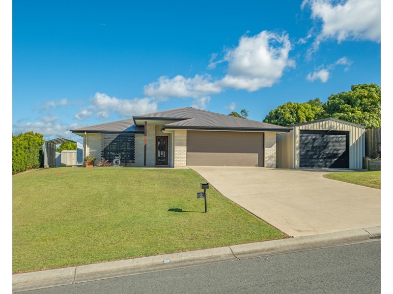 2 Gardenia Court, Southside QLD 4570