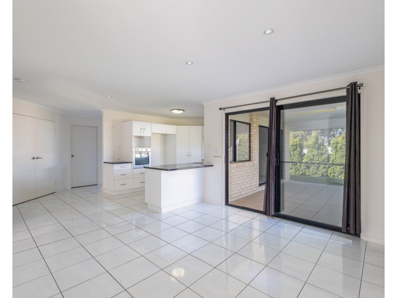 2 Gardenia Court, Southside QLD 4570