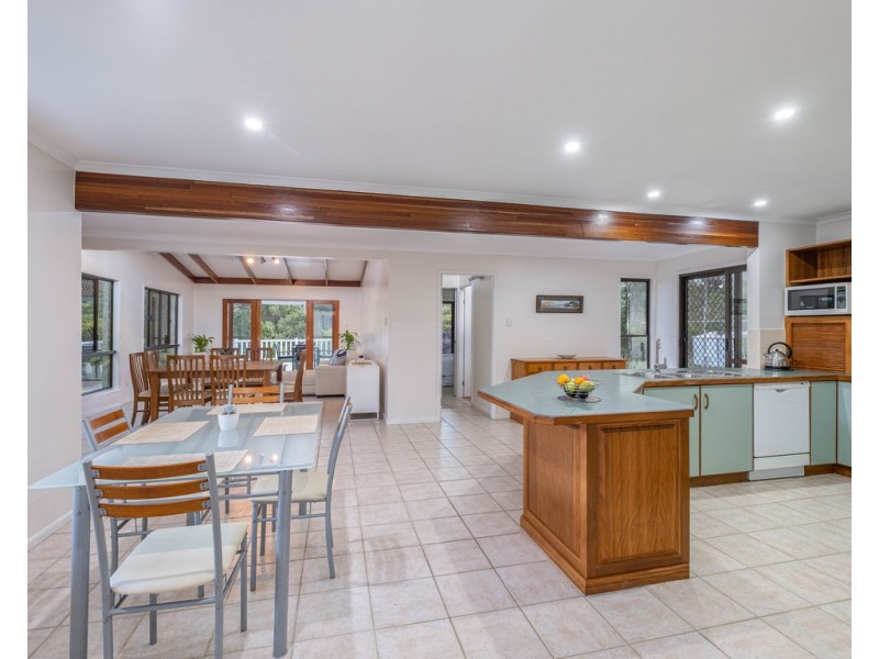 30 Baroona Court, Tamaree QLD 4570
