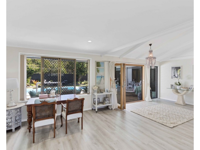 129 Gympie Road, Tin Can Bay QLD 4580