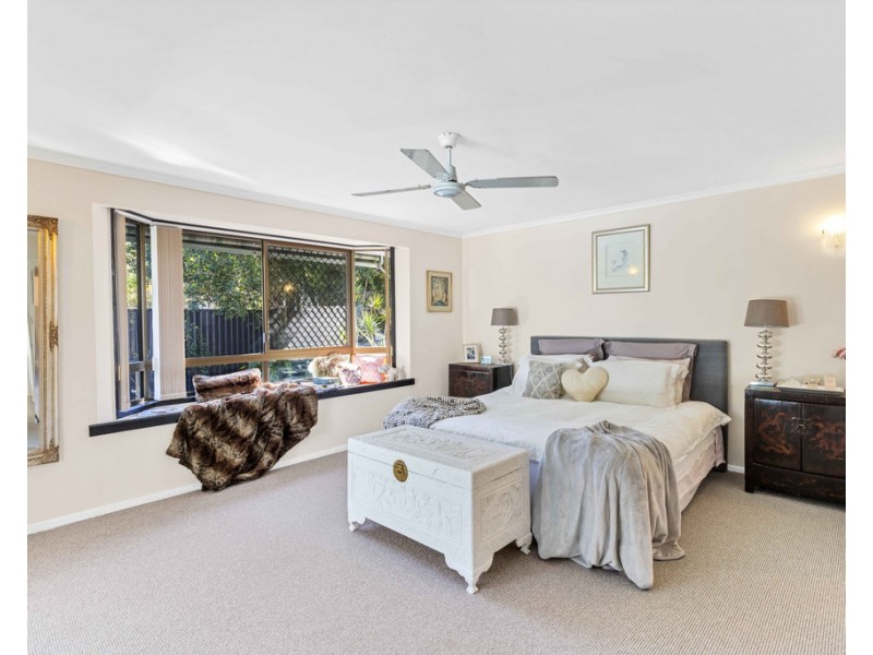 129 Gympie Road, Tin Can Bay QLD 4580