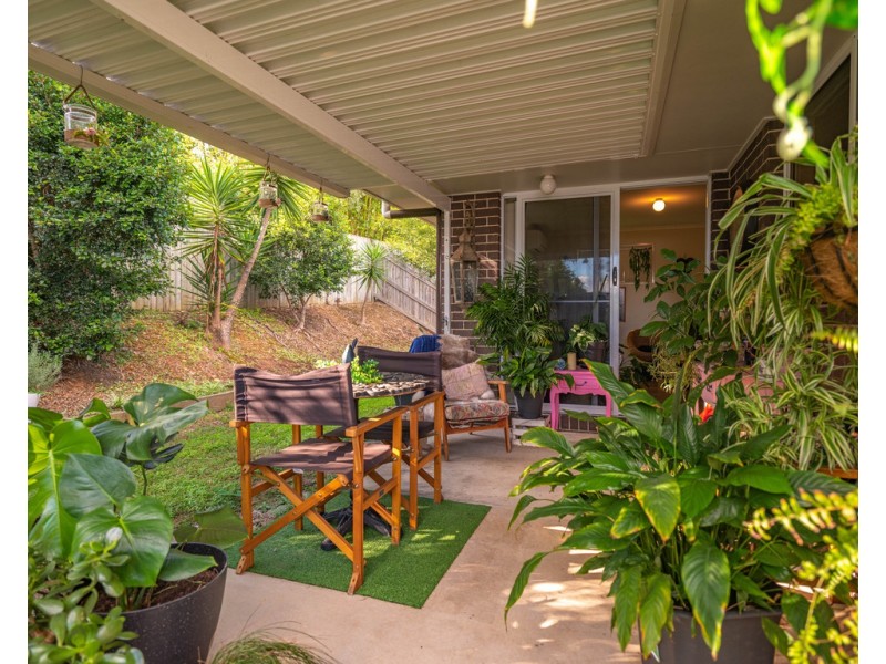 1/16 Wisteria Lane, Southside QLD 4570