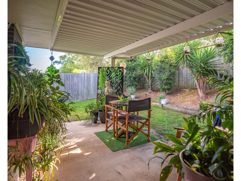 1/16 Wisteria Lane, Southside QLD 4570
