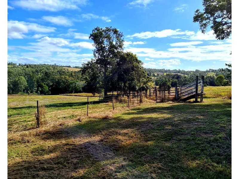 125 Butler Road, Lagoon Pocket QLD 4570