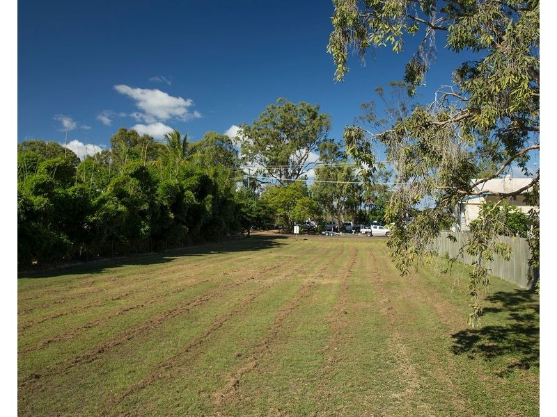 150 Tuan Esplanade, Tuan QLD 4650