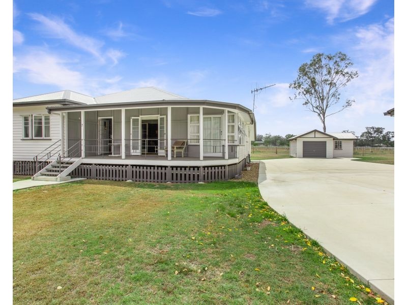 7 Gladstone Road, Torbanlea QLD 4662