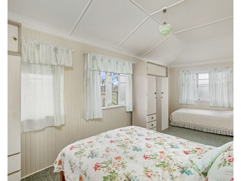 7 Gladstone Road, Torbanlea QLD 4662