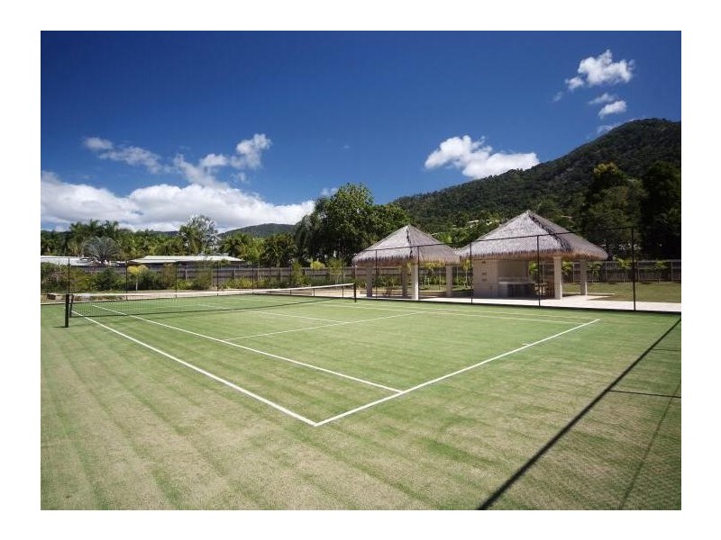 1-15 Robson Street, Mooroobool QLD 4870