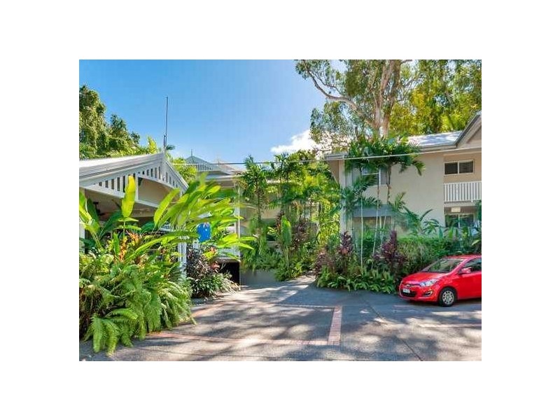 Palm Cove QLD 4879