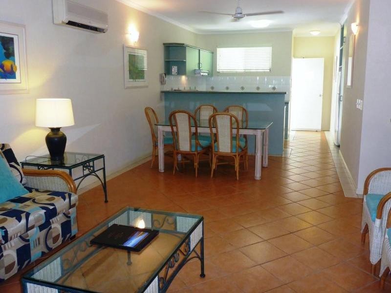 Palm Cove QLD 4879
