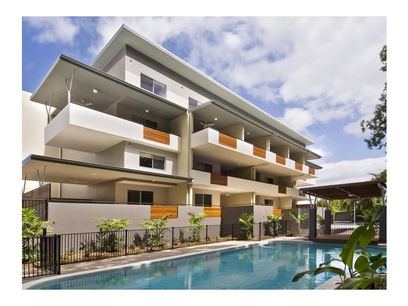 Yorkeys Knob QLD 4878