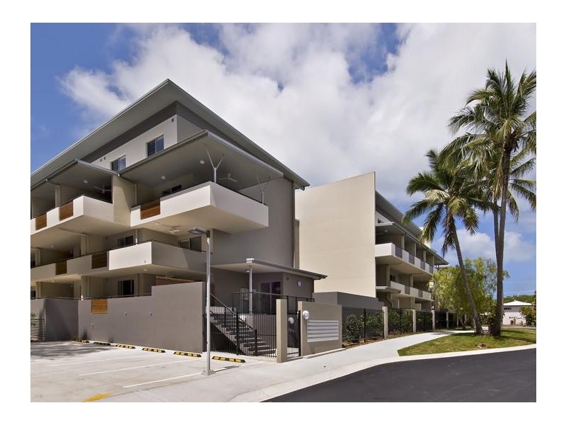 Yorkeys Knob QLD 4878