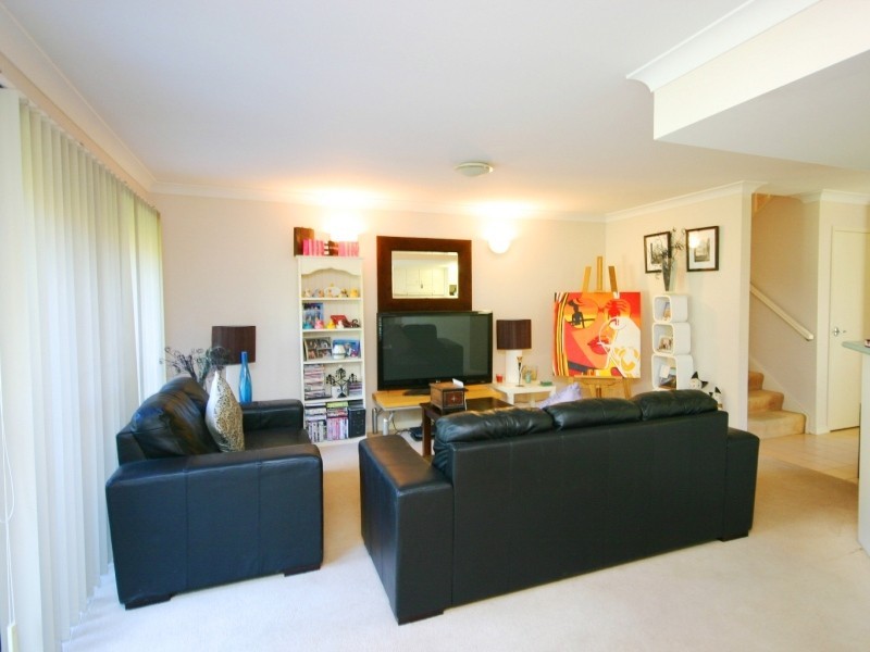 unit 119 19 Santa Barbara Road, Hope Island QLD 4212